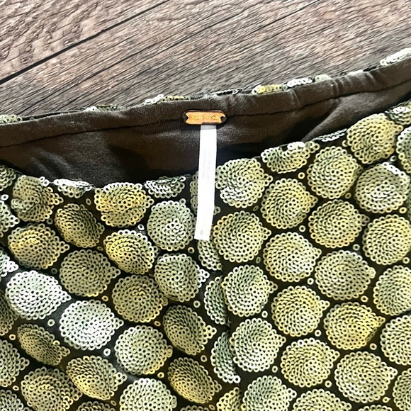 Free People,METAL Sequined Wide-Leg Pants,OOS On-Line,Excellent Condition,Size 6 - Picture 6 of 17